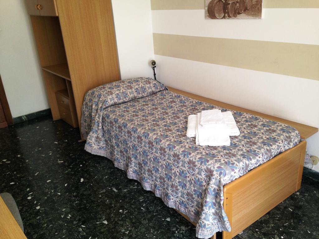 ססטרי לבאנטה Albergo La Neigra חדר תמונה
